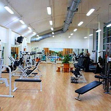 Quality Inn Tripoli Екстериор снимка