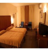 Quality Inn Tripoli Екстериор снимка