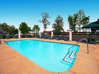Quality Inn Tripoli Екстериор снимка